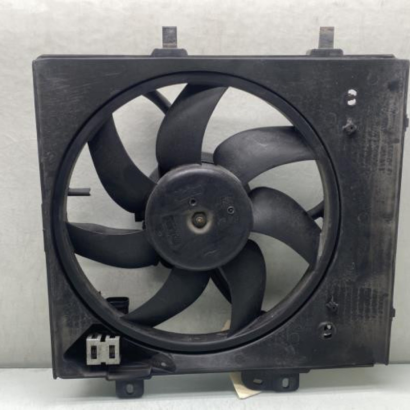 Moto ventilateur radiateur PEUGEOT 208 1 Photo n°1