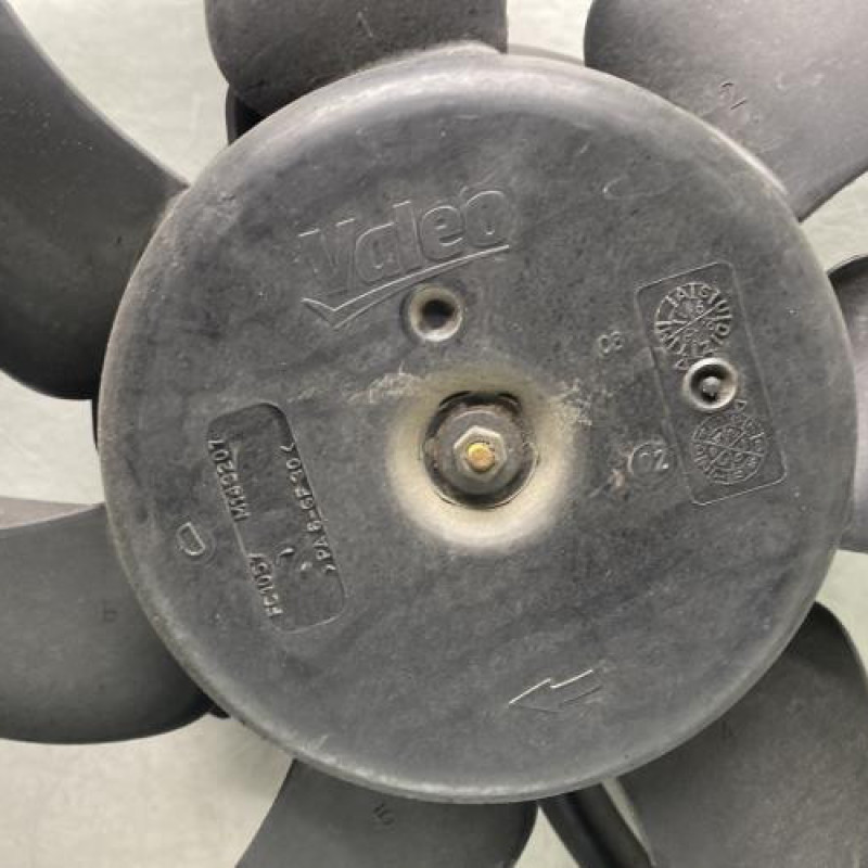 Moto ventilateur radiateur PEUGEOT 208 1 Photo n°3