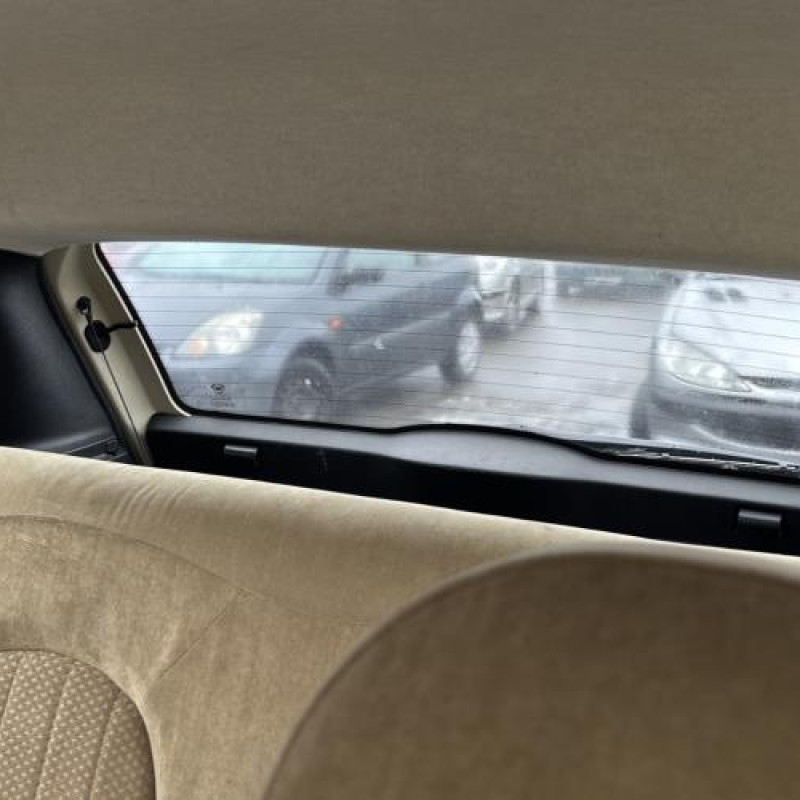 Calandre LANCIA YPSILON 4 Photo n°14