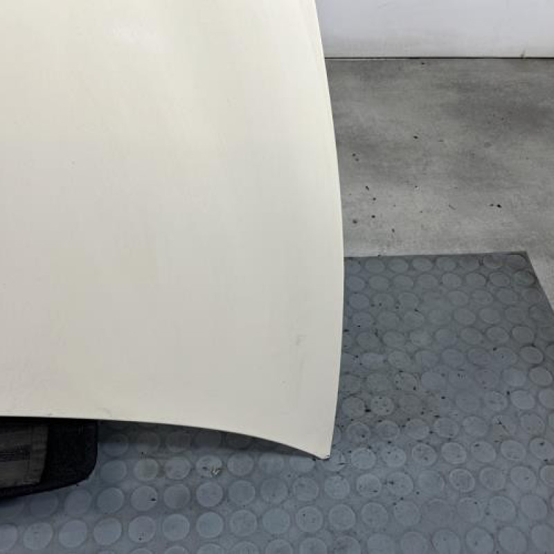 Capot LANCIA YPSILON 4 Photo n°4