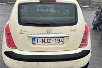 Pare choc avant LANCIA YPSILON 4