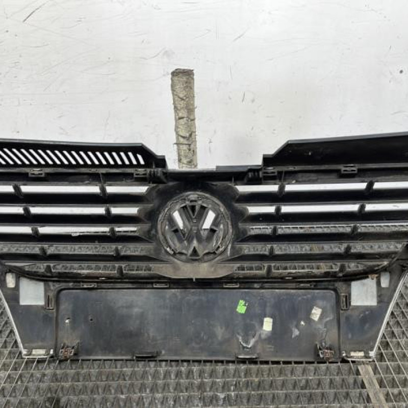 Calandre VOLKSWAGEN PASSAT 5 Photo n°4