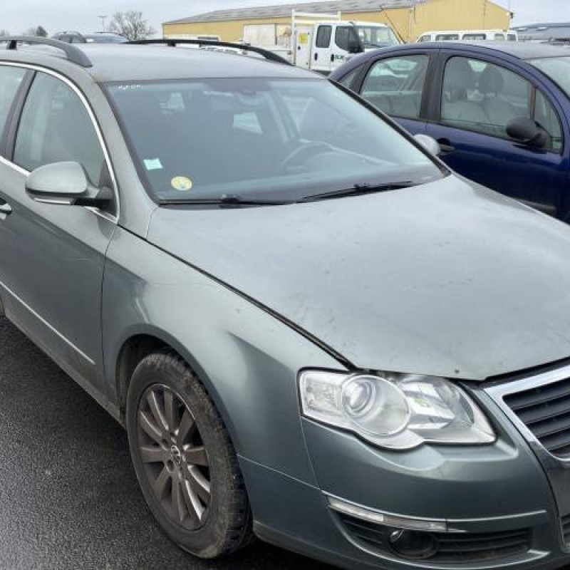 Calandre VOLKSWAGEN PASSAT 5 Photo n°11