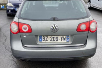 Calandre VOLKSWAGEN PASSAT 5
