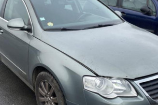 Malle/Hayon arriere VOLKSWAGEN PASSAT 5