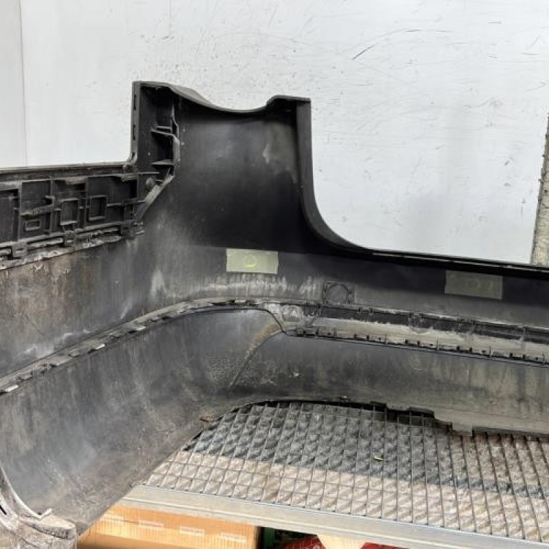 Pare choc arriere VOLKSWAGEN PASSAT 5 Photo n°6