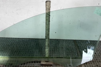 Vitre avant droit VOLKSWAGEN PASSAT 5