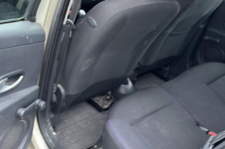 Fermeture de capot RENAULT CLIO 3