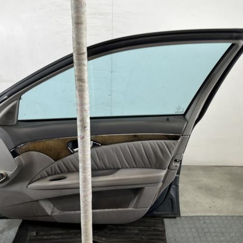 Porte avant droit MERCEDES CLASSE E 211 Photo n°8