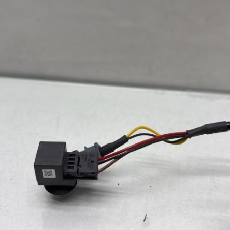 Bouton de coffre VOLKSWAGEN TOURAN 3