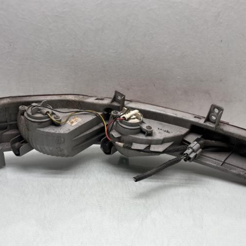 Anti brouillard arriere gauche KIA SPORTAGE 3 Photo n°2