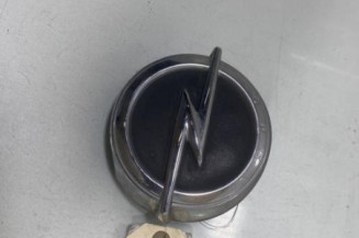 Bouton de coffre OPEL ASTRA K
