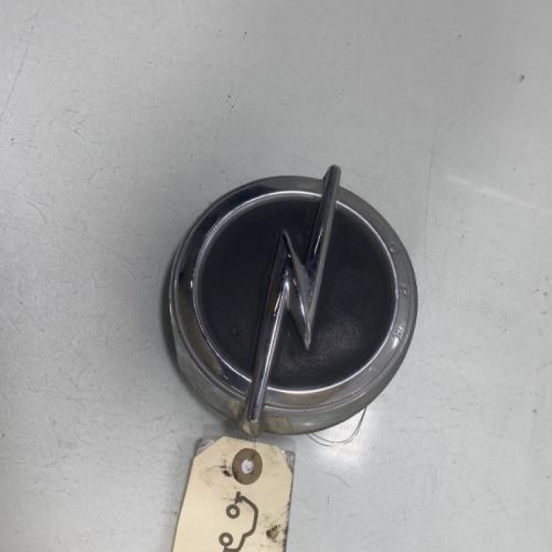 Bouton de coffre OPEL ASTRA K Photo n°3