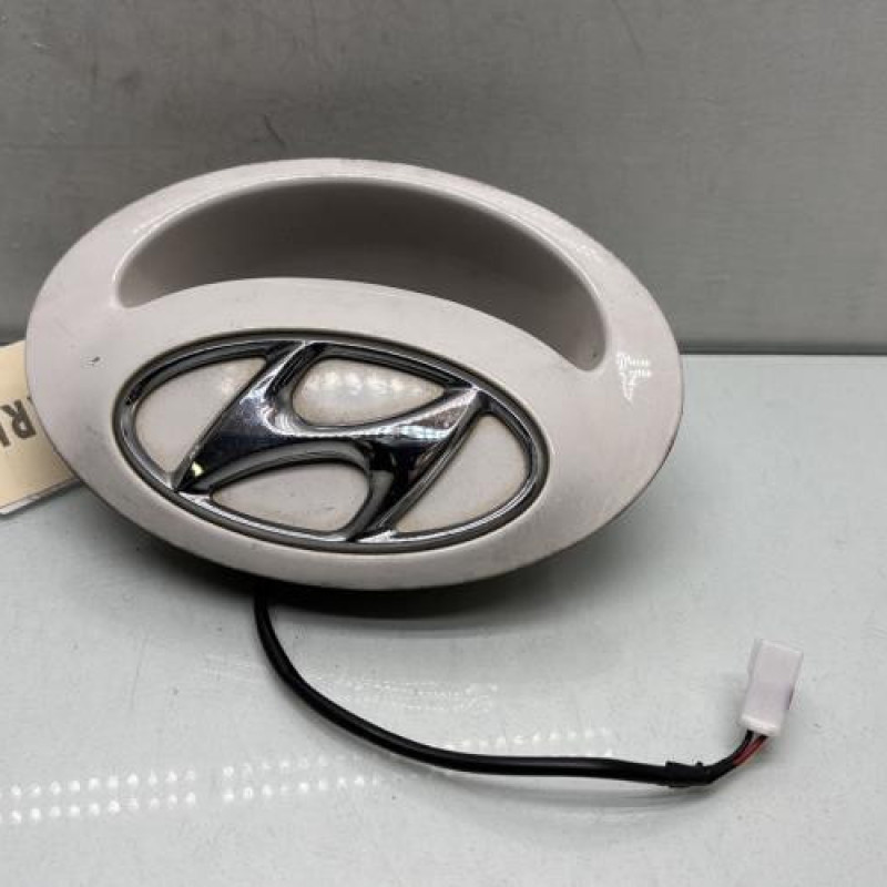 Bouton de coffre HYUNDAI I 20 1 Photo n°1