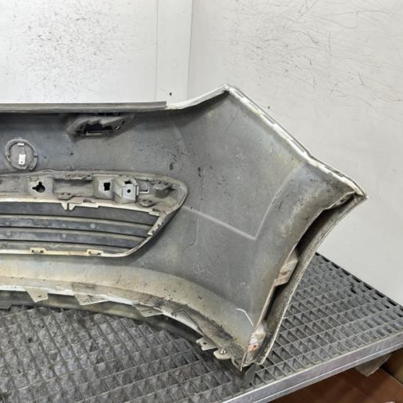 Pare choc avant OPEL ASTRA H Photo n°4