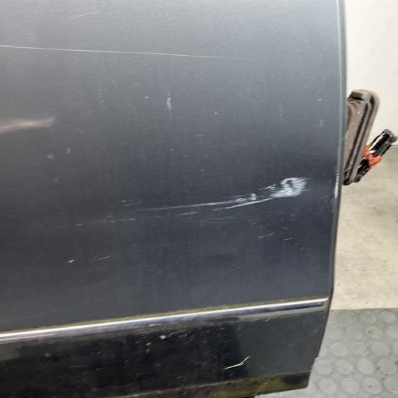 Porte arriere droit VOLKSWAGEN PASSAT 5 Photo n°4