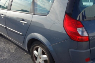 Renfort pare choc avant (traverse) RENAULT GRAND SCENIC 2