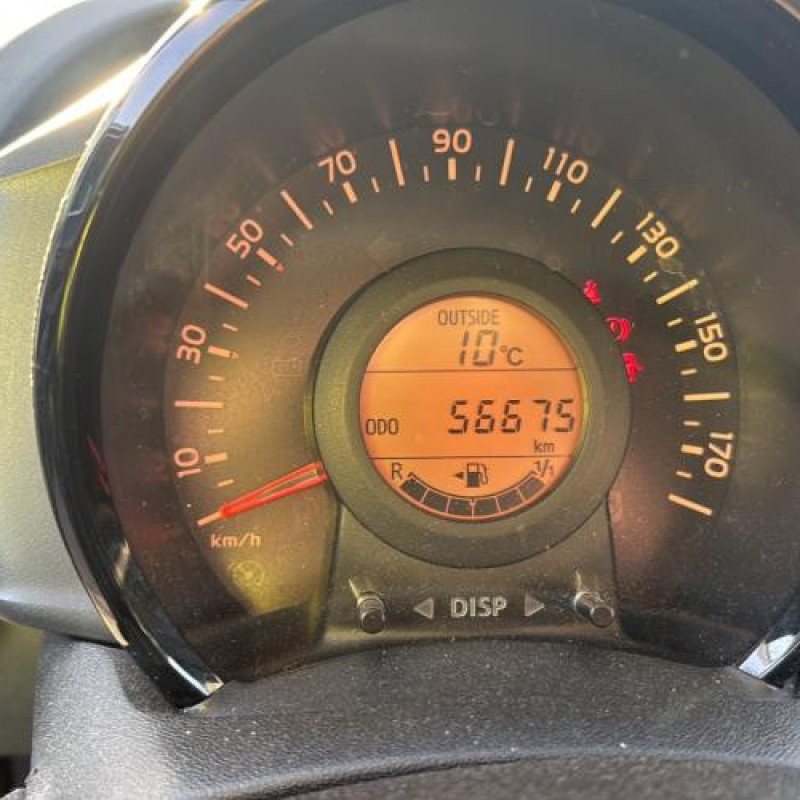 Poignee porte avant droit CITROEN C1 2 Photo n°20