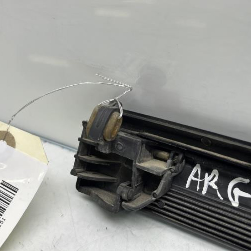 Poignee porte arriere gauche RENAULT SUPER 5 Photo n°4