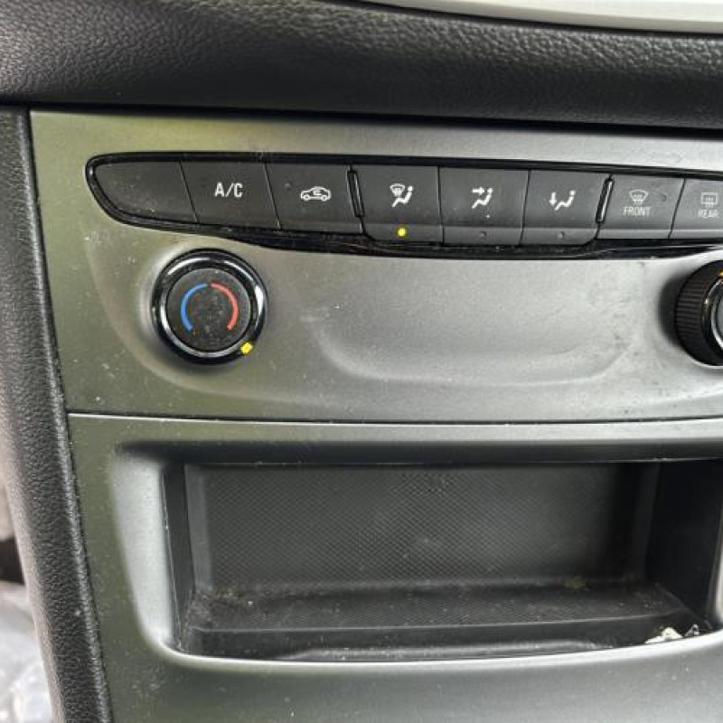 Poignee porte avant droit OPEL ASTRA K Photo n°18