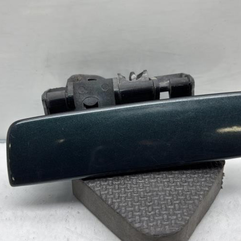 Poignee porte arriere droit PEUGEOT 405 Photo n°1