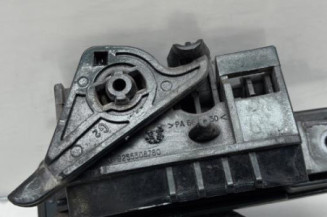 Poignee porte arriere gauche PEUGEOT 405