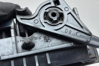 Poignee porte avant droit PEUGEOT 405
