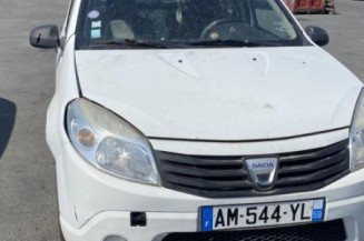 Poignee porte avant gauche DACIA SANDERO 1