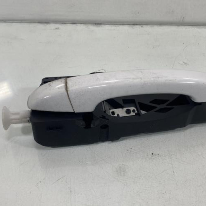 Poignee porte arriere gauche RENAULT MEGANE 4 Photo n°3