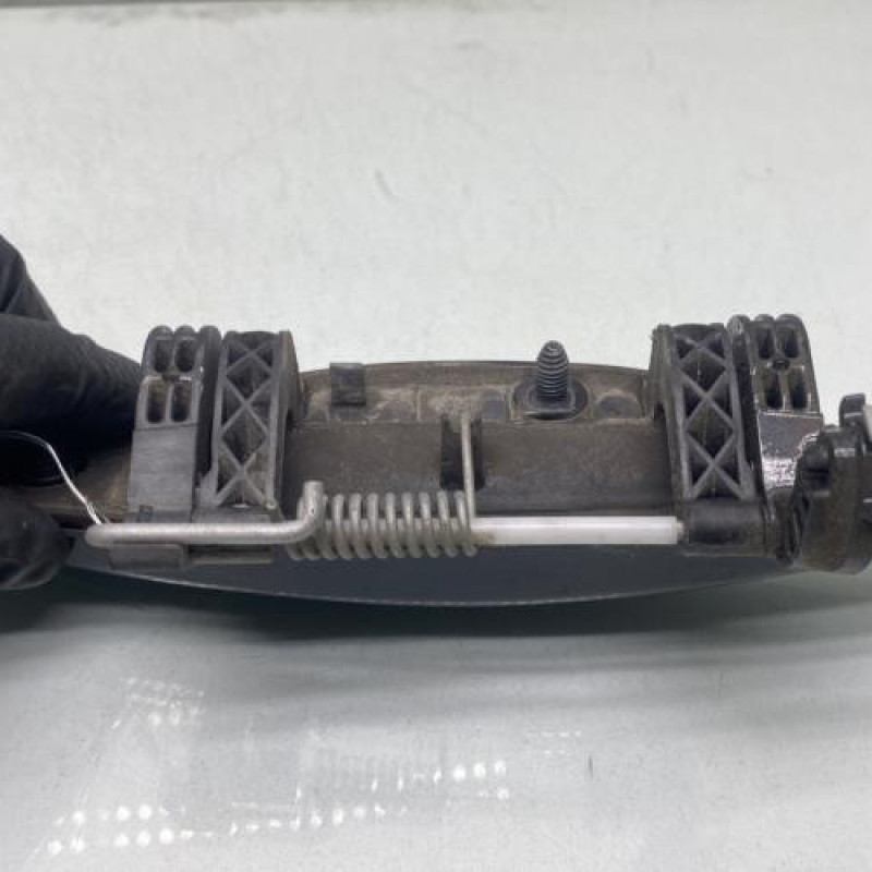 Poignee porte arriere gauche DACIA DUSTER 1 Photo n°3