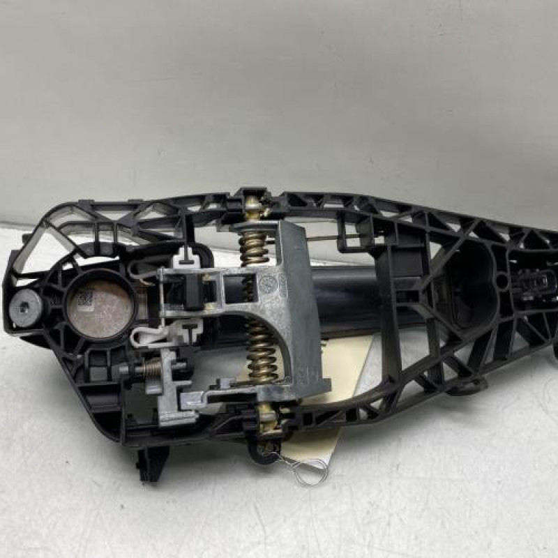 Poignee porte arriere gauche BMW SERIE 2 F45 ACTIVE Photo n°2