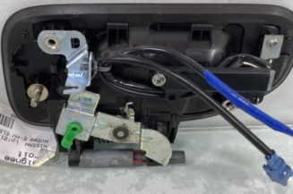 Poignee porte avant droit NISSAN NV200