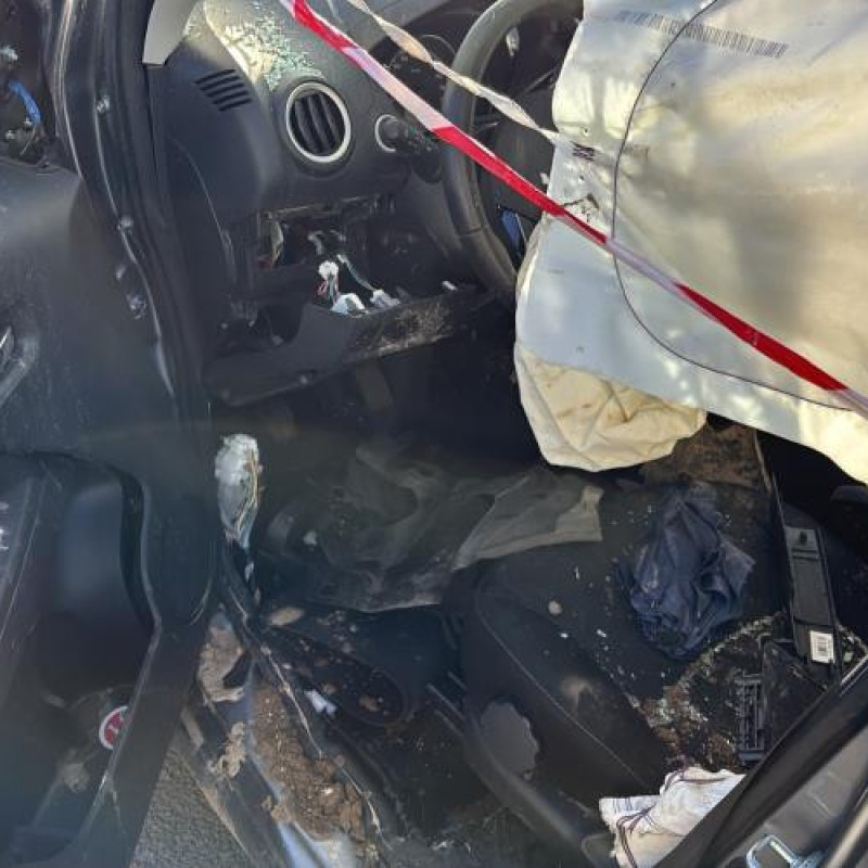 Poignee porte avant gauche MITSUBISHI SPACE STAR 3 Photo n°13