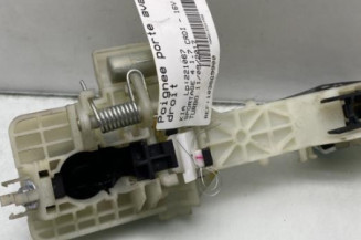 Poignee porte avant droit KIA SPORTAGE 4