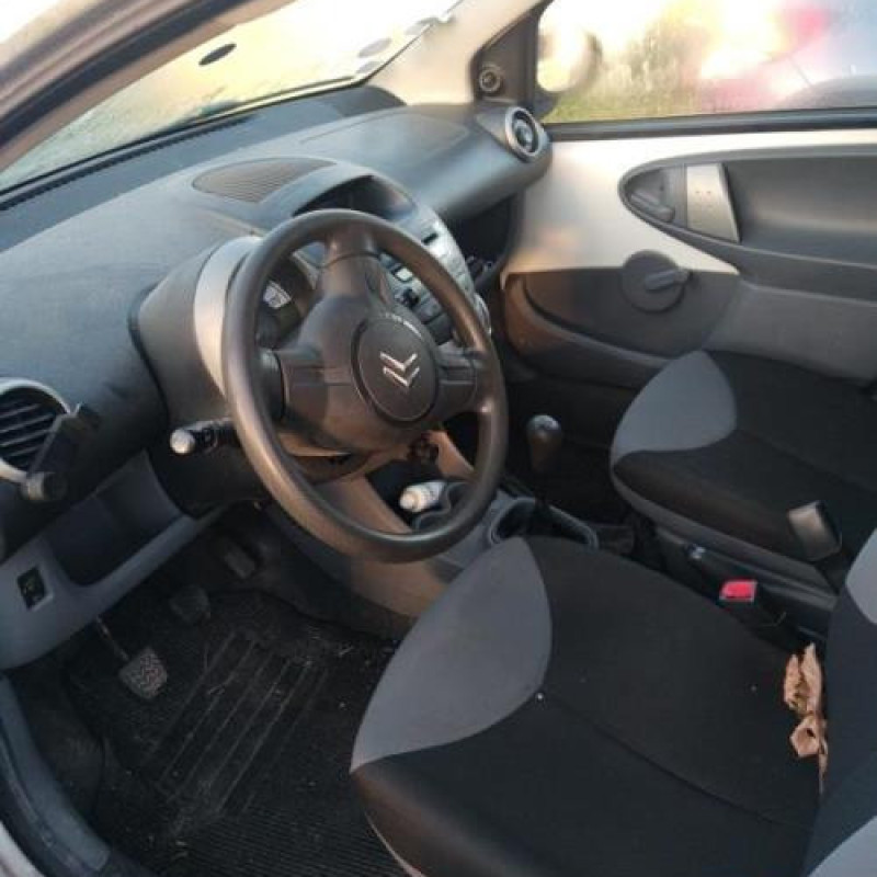 Poignee porte arriere gauche CITROEN C1 1 Photo n°19