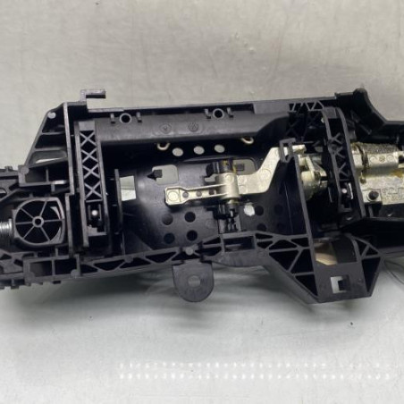 Poignee porte arriere gauche AUDI A4 4 Photo n°1