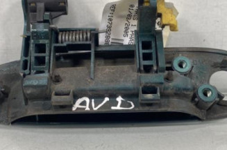 Poignee porte avant droit TOYOTA YARIS 1
