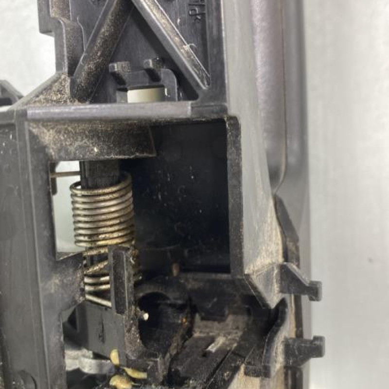 Poignee porte avant droit RENAULT TRAFIC 3 COURT Photo n°2