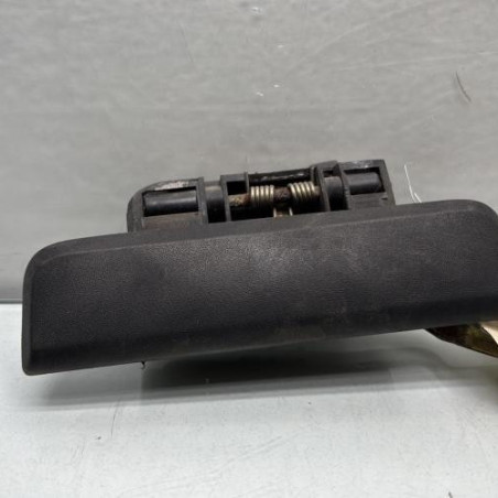 Poignee porte arriere gauche PEUGEOT 106 Photo n°1