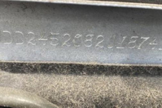 Poignee porte avant gauche MERCEDES CLASSE B 245