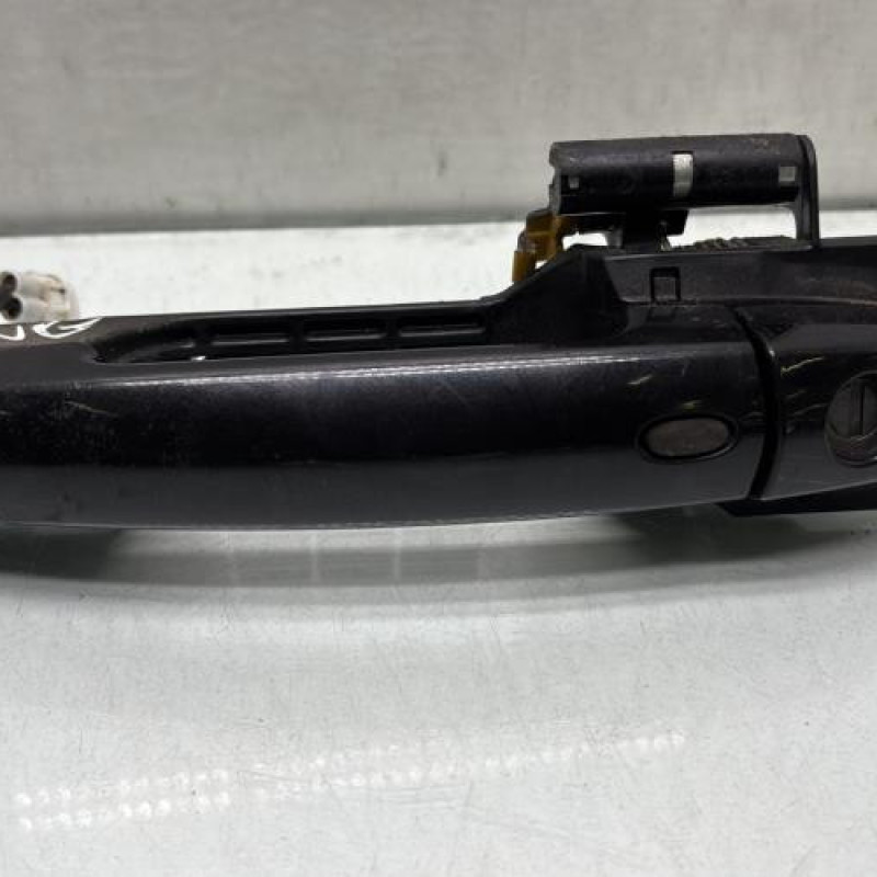 Poignee porte avant gauche SUZUKI SWIFT 3 Photo n°1