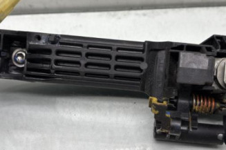 Poignee porte avant gauche SUZUKI SWIFT 3