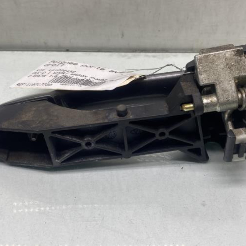 Poignee porte avant droit KIA CEE-D 1 SPORT WAGON Photo n°2