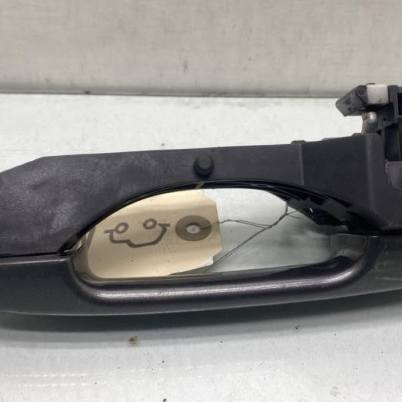 Poignee porte avant droit KIA CEE-D 1 SPORT WAGON Photo n°3