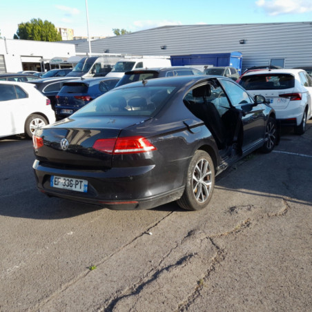 VOLKSWAGEN PASSAT 7 PHASE 1 2.0 TDI - 16V TURBO Photo n°1