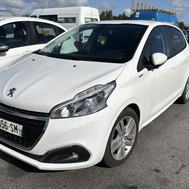 PEUGEOT 208 1 PHASE 2 1.5 BLUE HDI - 16V TURBO Photo n°12
