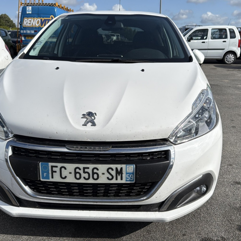 PEUGEOT 208 1 PHASE 2 1.5 BLUE HDI - 16V TURBO Photo n°19