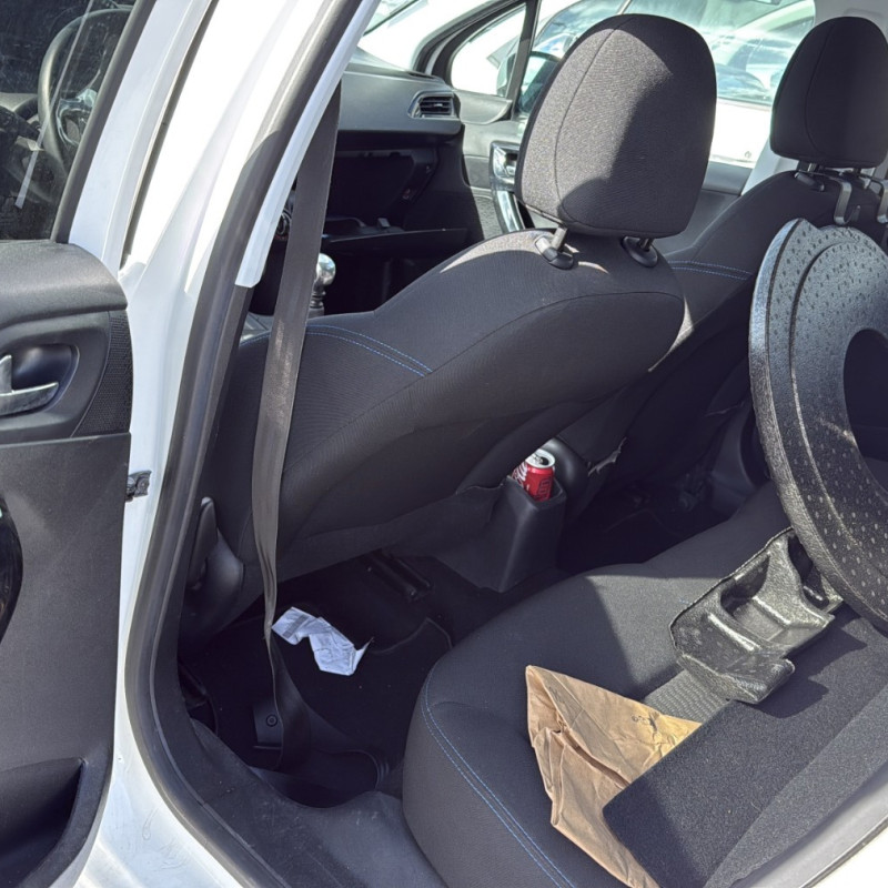 PEUGEOT 208 1 PHASE 2 1.5 BLUE HDI - 16V TURBO Photo n°21