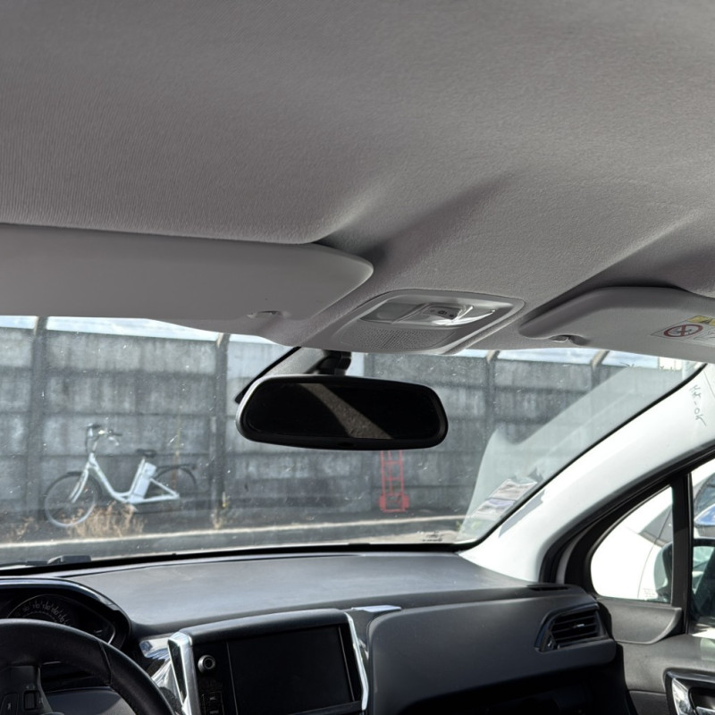 PEUGEOT 208 1 PHASE 2 1.5 BLUE HDI - 16V TURBO Photo n°24