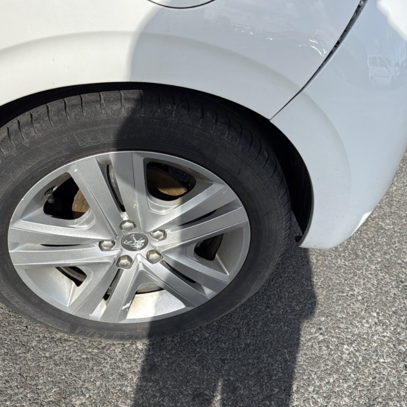 PEUGEOT 208 1 PHASE 2 1.5 BLUE HDI - 16V TURBO Photo n°25